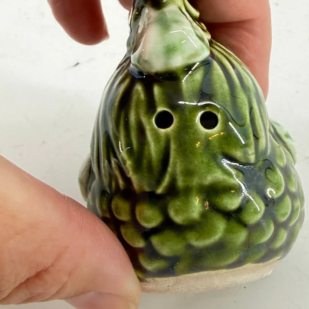Rooster Chicken Hen Salt Pepper Shakers Green Ceramic Drip Glaze Set Intricate